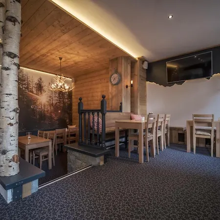 Curling & Bar Tignes
