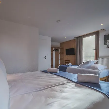 Curling & Bar Hotel 3*